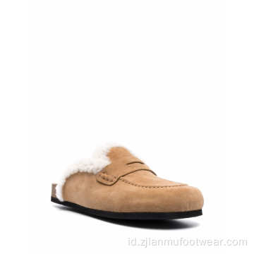 Sandal gabus suede berlapis shearling